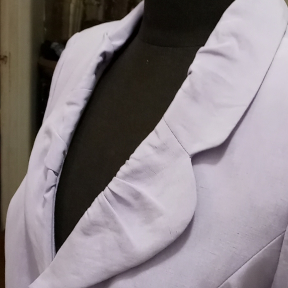 Ladies jacket just like new extra button - Picture 3 of 5